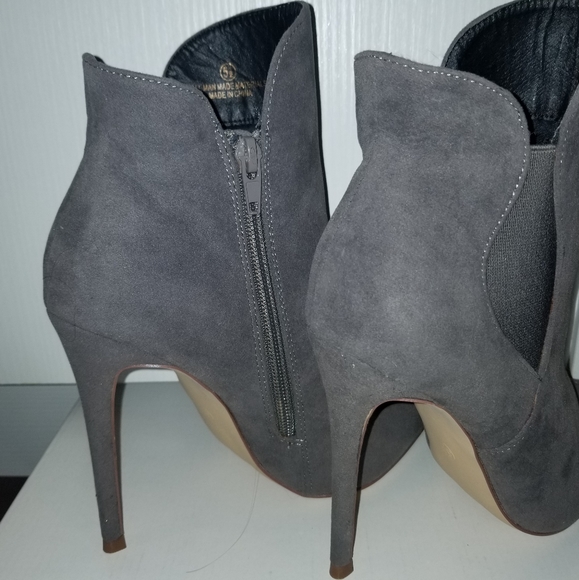 Booties - Picture 3 of 4